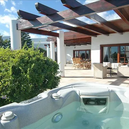 Casa Los Mojones Dos - 4 Bedroom - Great Pool Area - Perfect For Families - Jacuzzi * Пуерто-дель-Кармен